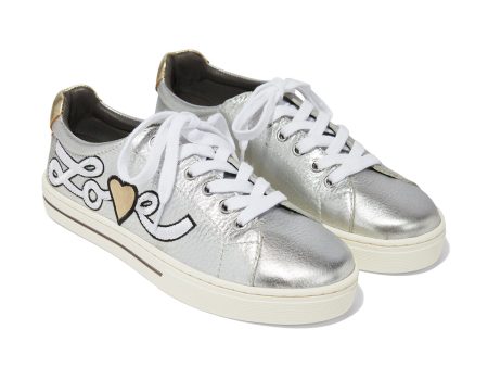 Love Me Shine Sneakers Fashion